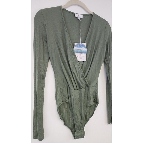 Adriano Goldschmied AGjeans Lola Long Sleeve Deep V Neck Ribbed Bodysuit, XS - Picture 4 of 8